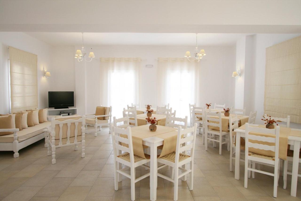 Spiros & Hiroko Hotel - Adults Only Perísza Kültér fotó